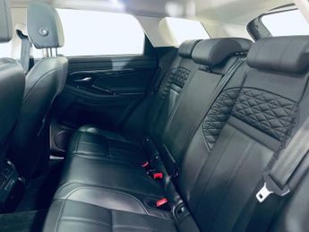 LAND ROVER RANGE ROVER EVOQUE 2.0 P250 MHEV HSE SUV 5dr Petrol Auto 4WD Euro 6 (s/s) (249 ps)