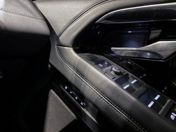 LAND ROVER RANGE ROVER EVOQUE 2.0 P250 MHEV HSE SUV 5dr Petrol Auto 4WD Euro 6 (s/s) (249 ps)