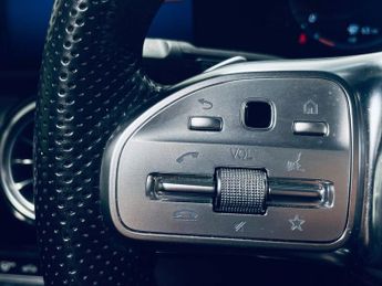 MERCEDES-BENZ CLA 1.3 CLA250e 15.6kWh AMG Line Night Edition (Premium Plus) Shooti