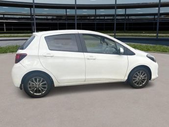 Toyota Yaris 1.33 Dual VVT-i Icon Hatchback 5dr Petrol Manual Euro 6 (99 ps)