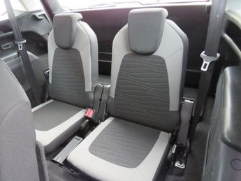 CITROEN GRAND C4 PICASSO 1.6 e-HDi Airdream Exclusive MPV 5dr Diesel ETG6 Euro 5 (s/s) (1