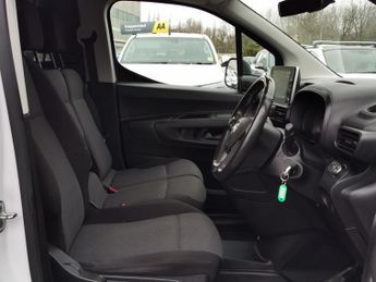 VAUXHALL COMBO 1.5 Turbo D 2300 Sportive Panel Van 6dr Diesel Manual L2 H1 Euro