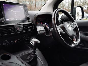 VAUXHALL COMBO 1.5 Turbo D 2300 Sportive Panel Van 6dr Diesel Manual L2 H1 Euro