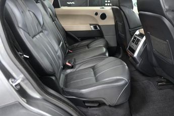 LAND ROVER RANGE ROVER SPORT 3.0 SD V6 HSE SUV 5dr Diesel Auto 4WD Euro 5 (s/s) (306 ps)
