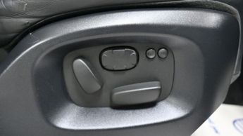 LAND ROVER RANGE ROVER SPORT 3.0 SD V6 HSE SUV 5dr Diesel Auto 4WD Euro 5 (s/s) (306 ps)