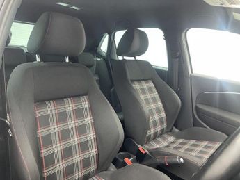 VOLKSWAGEN POLO 1.8 TSI GTI Hatchback 5dr Petrol DSG Euro 6 (s/s) (192 ps)