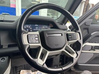 LAND ROVER DEFENDER 2.0 SD4 SE SUV 5dr Diesel Auto 4WD Euro 6 (s/s) (200 ps)