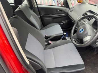 FIAT SEDICI 1.6 Eleganza Hatchback 5dr Petrol Manual (173 g/km, 107 bhp)