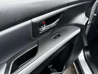 SUZUKI SX4 S-CROSS 1.6 SZ5 SUV 5dr Petrol CVT ALLGRIP Euro 6 (120 ps)