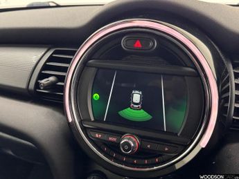 MINI HATCH 1.5 Cooper Classic Hatchback 5dr Petrol Steptronic Euro 6 (s/s) 