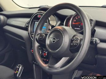 MINI HATCH 1.5 Cooper Classic Hatchback 5dr Petrol Steptronic Euro 6 (s/s) 