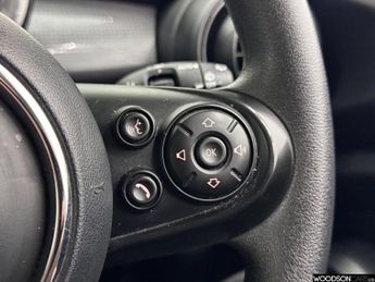 MINI HATCH 1.5 Cooper Classic Hatchback 5dr Petrol Steptronic Euro 6 (s/s) 