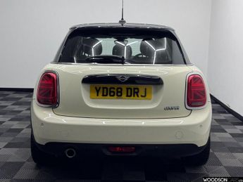 MINI HATCH 1.5 Cooper Classic Hatchback 5dr Petrol Steptronic Euro 6 (s/s) 