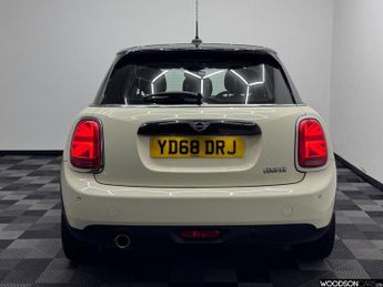 MINI HATCH 1.5 Cooper Classic Hatchback 5dr Petrol Steptronic Euro 6 (s/s) 