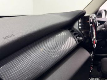 MINI HATCH 1.5 Cooper Classic Hatchback 5dr Petrol Steptronic Euro 6 (s/s) 