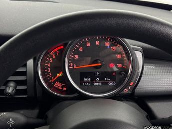 MINI HATCH 1.5 Cooper Classic Hatchback 5dr Petrol Steptronic Euro 6 (s/s) 