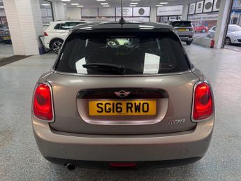 MINI HATCH 1.5 Cooper Hatchback 5dr Petrol Auto Euro 6 (s/s) (136 ps)