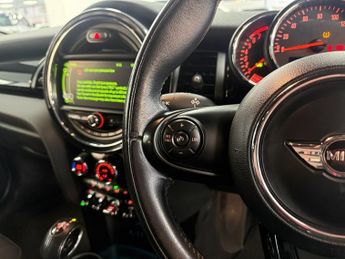 MINI HATCH 1.5 Cooper Hatchback 5dr Petrol Auto Euro 6 (s/s) (136 ps)