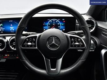 MERCEDES-BENZ A-CLASS 1.5 A180d Sport (Executive) Hatchback 5dr Diesel 7G-DCT Euro 6 (