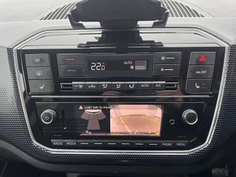 VOLKSWAGEN e-up! 36.8kWh e-up! Hatchback 5dr Electric Auto (82 ps)