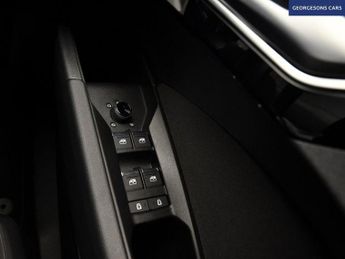 AUDI Q4 E-TRON 35 Sport SUV 5dr Electric Auto 55kWh (170 ps)