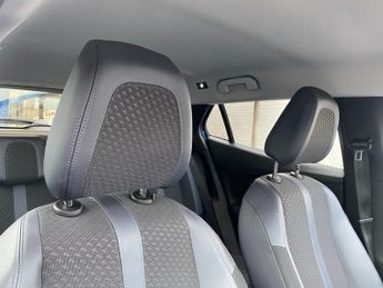 PEUGEOT 2008 1.2 PureTech Allure SUV 5dr Petrol Manual Euro 6 (s/s) (130 ps)