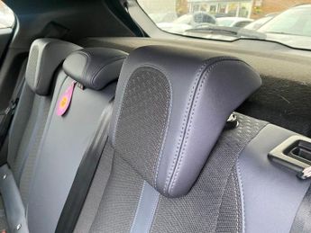 PEUGEOT 2008 1.2 PureTech Allure SUV 5dr Petrol Manual Euro 6 (s/s) (130 ps)