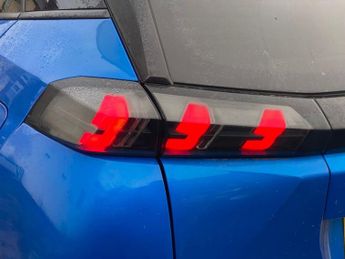 PEUGEOT 2008 1.2 PureTech Allure SUV 5dr Petrol Manual Euro 6 (s/s) (130 ps)