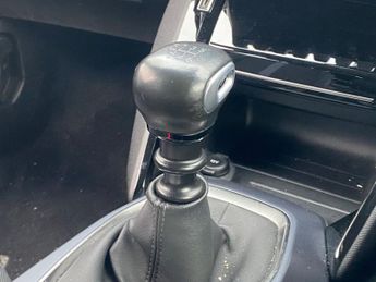 PEUGEOT 2008 1.2 PureTech Allure SUV 5dr Petrol Manual Euro 6 (s/s) (130 ps)