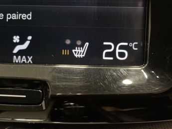 VOLVO XC60 2.0 B4 MHEV R-Design SUV 5dr Diesel Hybrid Auto AWD Euro 6 (s/s)