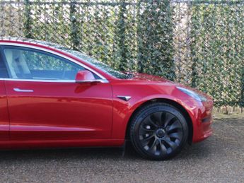 TESLA Model 3 Standard Range Plus Saloon 4dr Electric Auto RWD (241 bhp)
