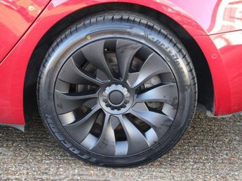 TESLA Model 3 Standard Range Plus Saloon 4dr Electric Auto RWD (241 bhp)