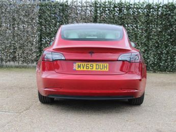 TESLA Model 3 Standard Range Plus Saloon 4dr Electric Auto RWD (241 bhp)
