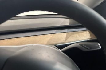 TESLA MODEL Y (Dual Motor) Long Range SUV 5dr Electric Auto 4WDE (384 bhp) Hea