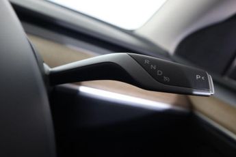 TESLA MODEL Y (Dual Motor) Long Range Auto 4WDE 5dr