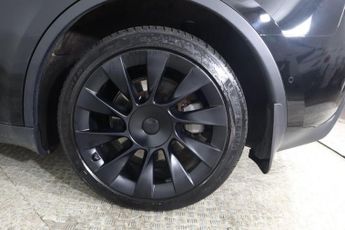 TESLA MODEL Y (Dual Motor) Long Range Auto 4WDE 5dr