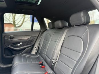 MERCEDES-BENZ GLC 2.1 GLC220d AMG Line (Premium) SUV 5dr Diesel G-Tronic 4MATIC Eu