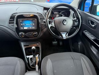 RENAULT CAPTUR 1.5 dCi Dynamique S MediaNav SUV 5dr Diesel EDC Euro 5 (90 ps)