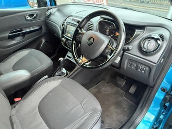 RENAULT CAPTUR 1.5 dCi Dynamique S MediaNav SUV 5dr Diesel EDC Euro 5 (90 ps)