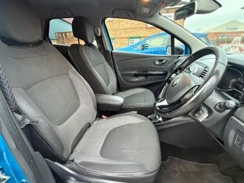RENAULT CAPTUR 1.5 dCi Dynamique S MediaNav SUV 5dr Diesel EDC Euro 5 (90 ps)
