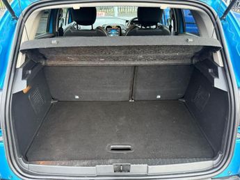 RENAULT CAPTUR 1.5 dCi Dynamique S MediaNav SUV 5dr Diesel EDC Euro 5 (90 ps)