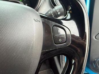 RENAULT CAPTUR 1.5 dCi Dynamique S MediaNav SUV 5dr Diesel EDC Euro 5 (90 ps)