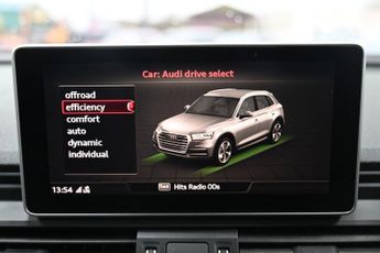 AUDI Q5 2.0 TDI 40 Sport SUV 5dr Diesel S Tronic quattro Euro 6 (s/s) (1