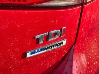VOLKSWAGEN GOLF 1.6 TDI BlueMotion Tech Match Hatchback 5dr Diesel DSG Euro 5 (s