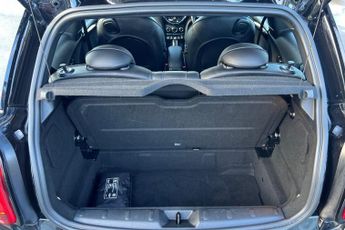 MINI Electric Hatch Cooper SE 32.6kWh Shadow Edition Hatchback 3dr Electric Auto (18