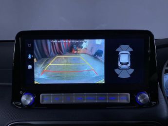 HYUNDAI KONA 64kWh Premium SUV 5dr Electric Auto (10.5kW Charger) (204 ps)