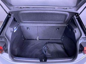 VOLKSWAGEN ID.3 Pro Performance 58kWh Life Hatchback 5dr Electric Auto (204 ps)