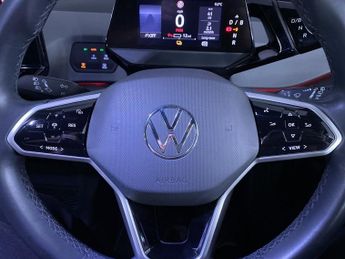 VOLKSWAGEN ID.3 Pro Performance 58kWh Life Hatchback 5dr Electric Auto (204 ps)