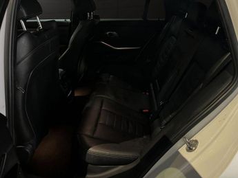 BMW 3 SERIES 2.0 330e 12kWh M Sport Touring 5dr Petrol Plug-in Hybrid Auto Eu