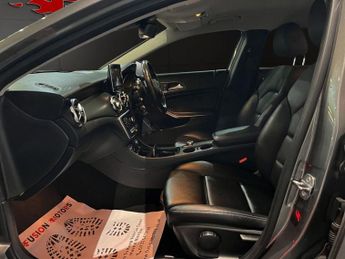 MERCEDES-BENZ GLA 1.6 GLA200 SE (Executive) SUV 5dr Petrol 7G-DCT Euro 6 (s/s) (15